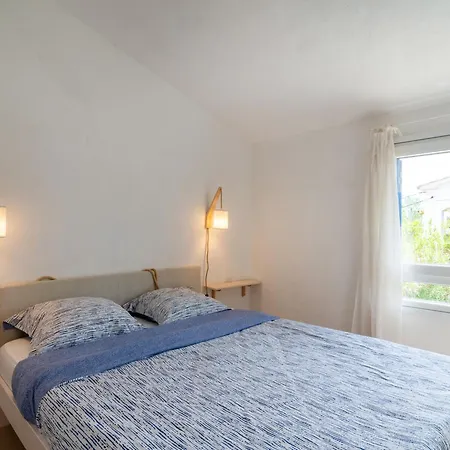 Casa Blava House بيت للعطل