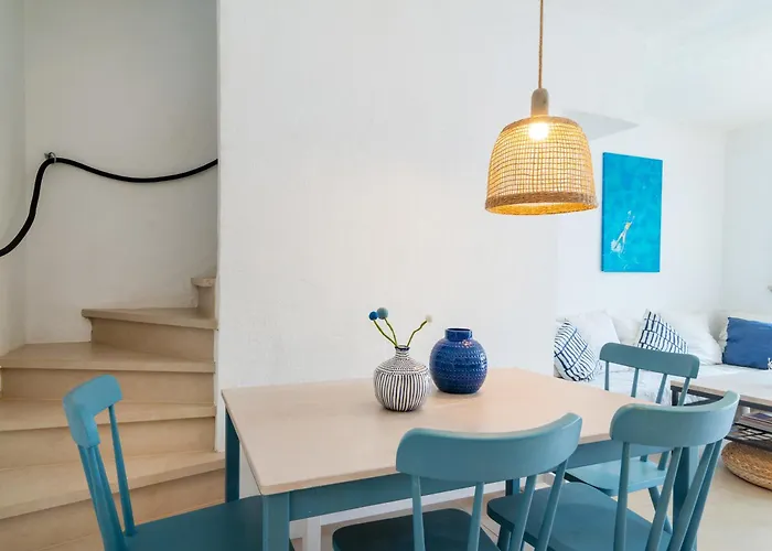 Casa Blava House *