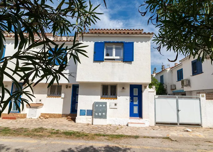 بيت للعطل Casa Blava House